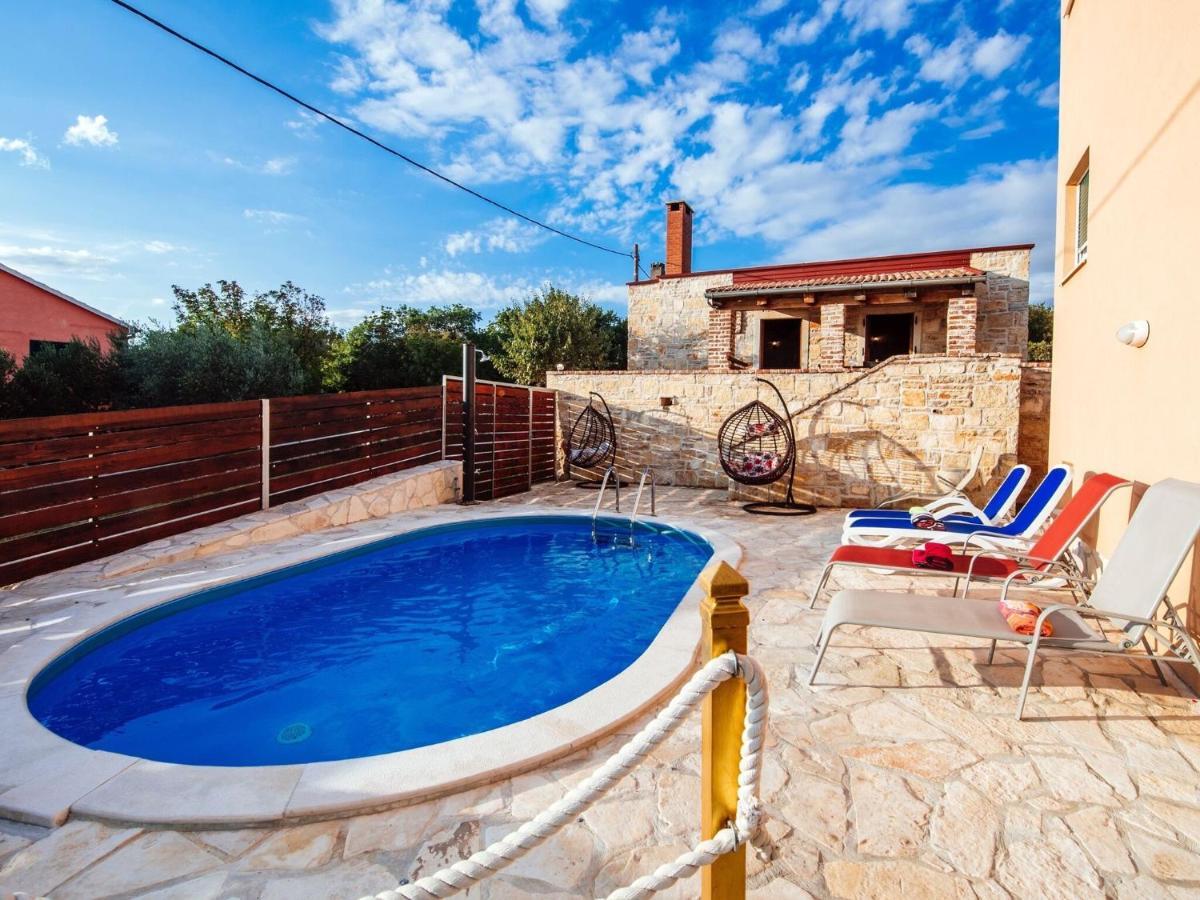 Splendid Holiday Home In Jasenice Maslenica Esterno foto