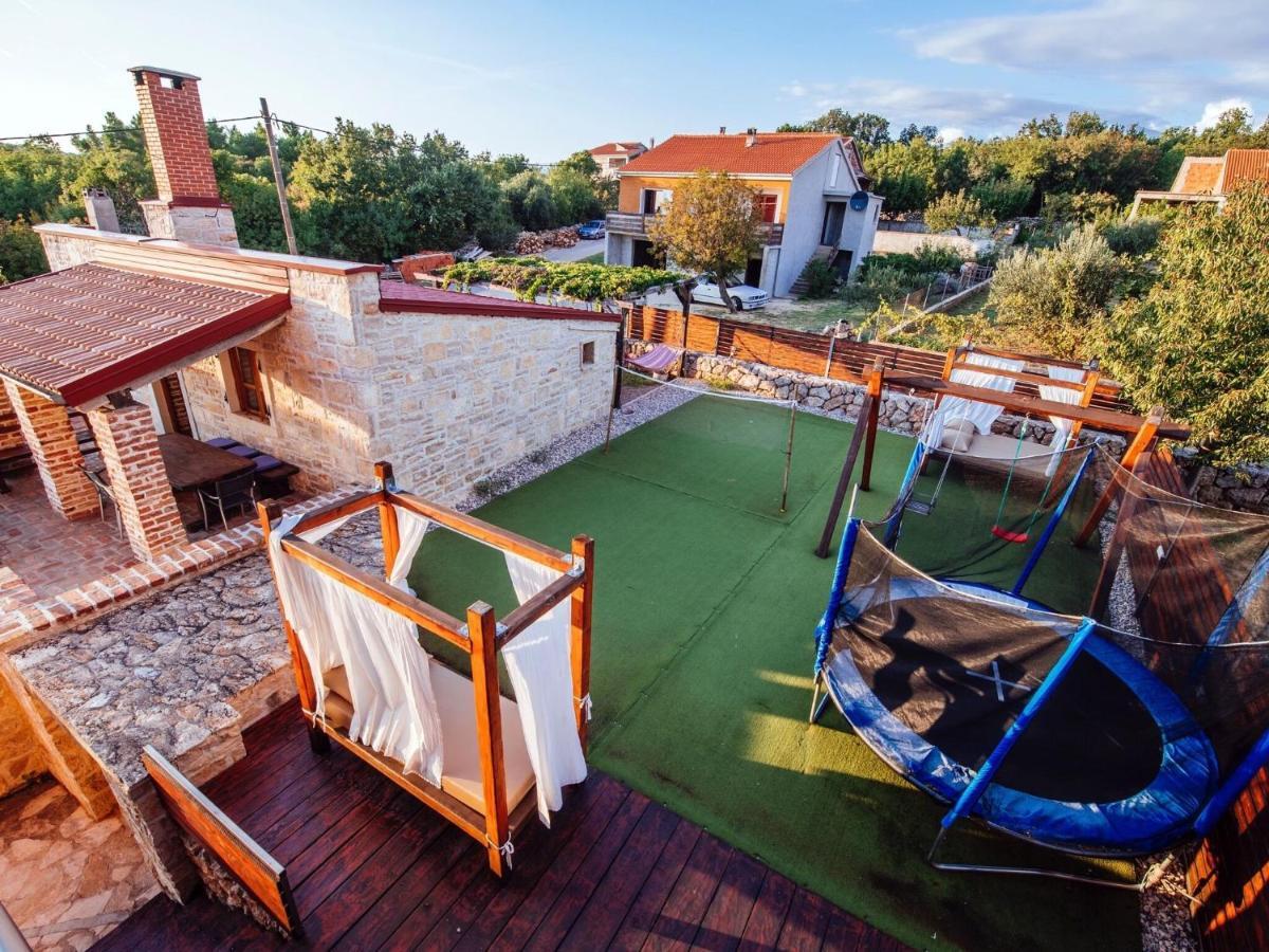 Splendid Holiday Home In Jasenice Maslenica Esterno foto