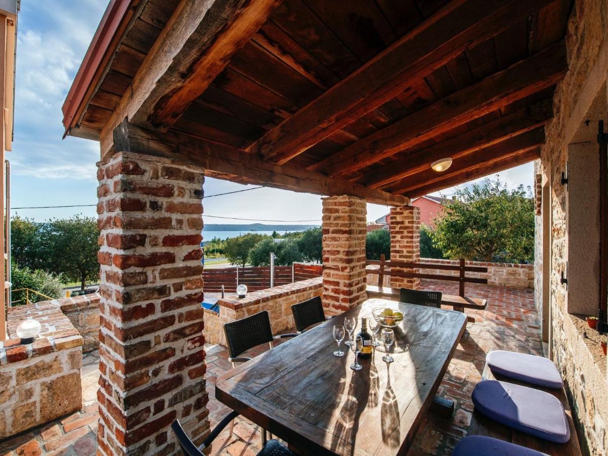 Splendid Holiday Home In Jasenice Maslenica Esterno foto