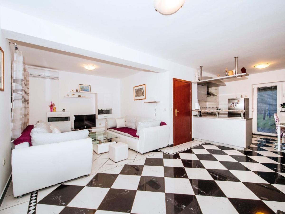 Splendid Holiday Home In Jasenice Maslenica Esterno foto