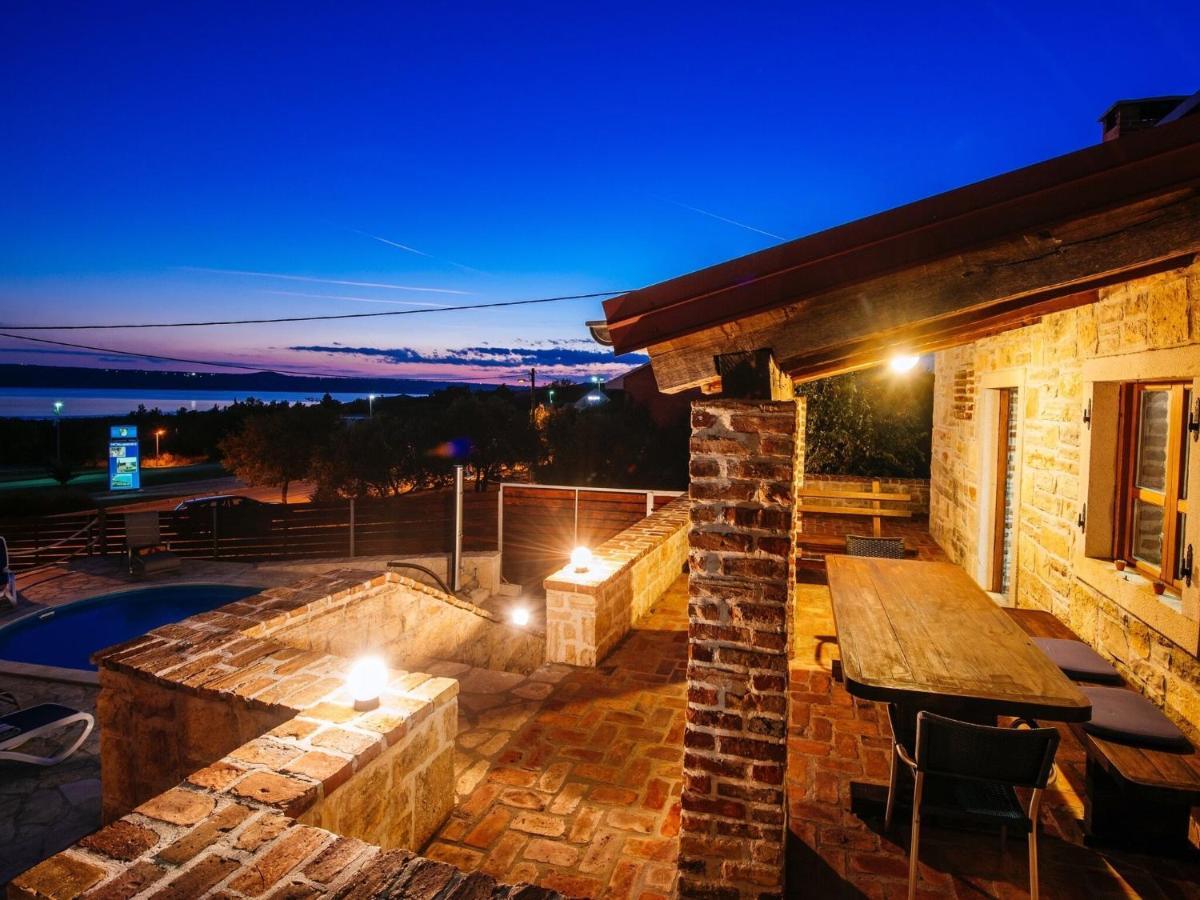 Splendid Holiday Home In Jasenice Maslenica Esterno foto